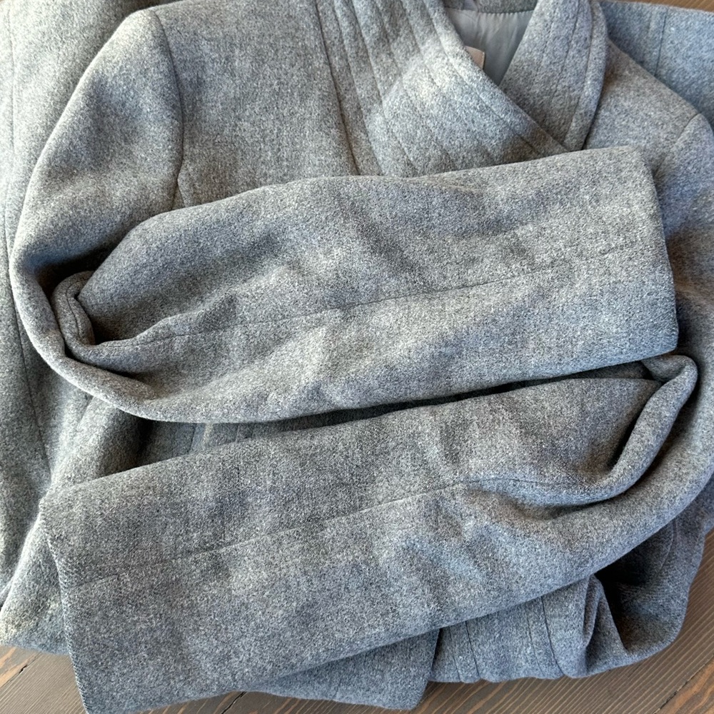 Babaton Gray Women's Coat - Picture 16 of 16